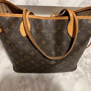 Authentic monogram Neverfull mm Louis Vuitton